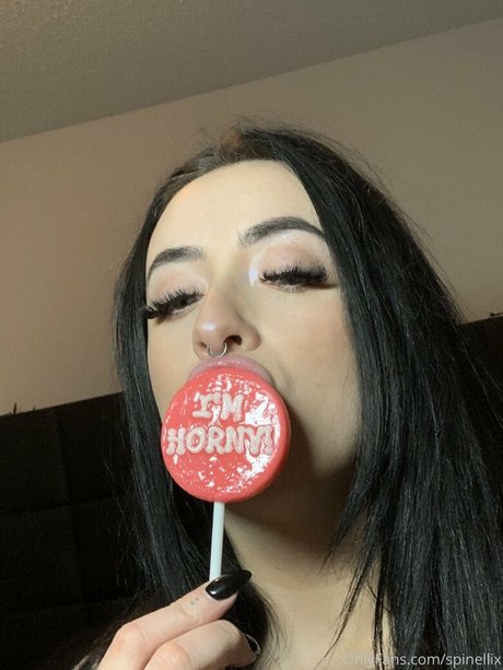 aquariush0e best model image