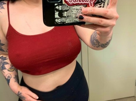 aquariush0e model high quality photos