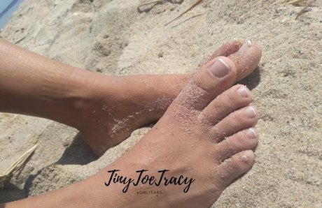tinytoetracy star art picture
