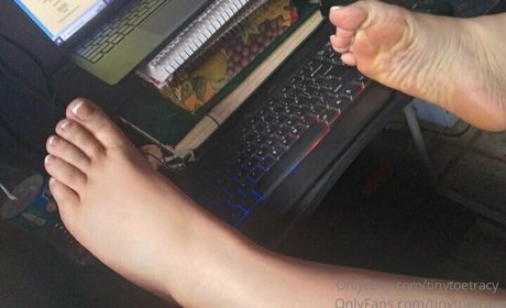tinytoetracy pornstar perfect image