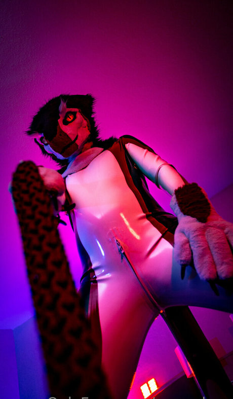 sergnderg naked actress pics