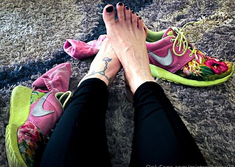 mistressarya02 star naked pics