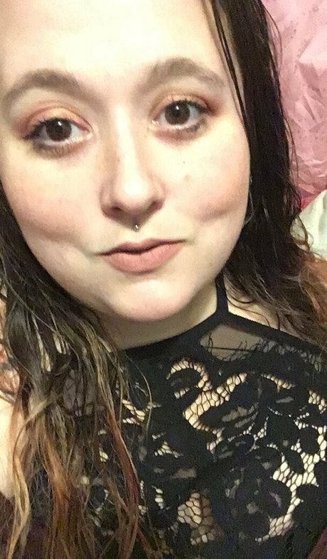 leahloolabelle xxx pornstar gallery