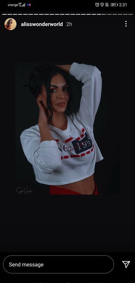 Alessyanadine perfect model picture