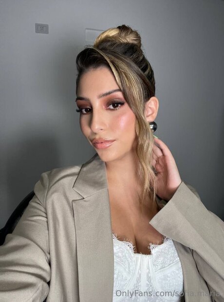 Sofia Maria top actress pics