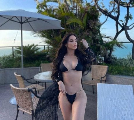 Babi Muniz xxx model gallery