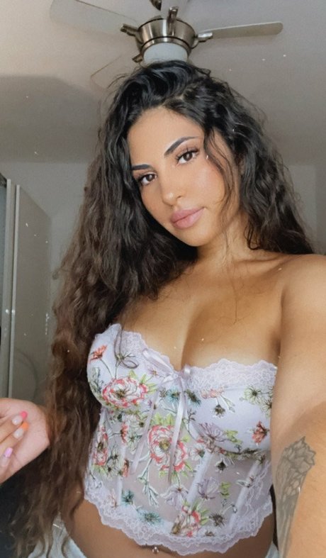 Venezuelan pretty star photo