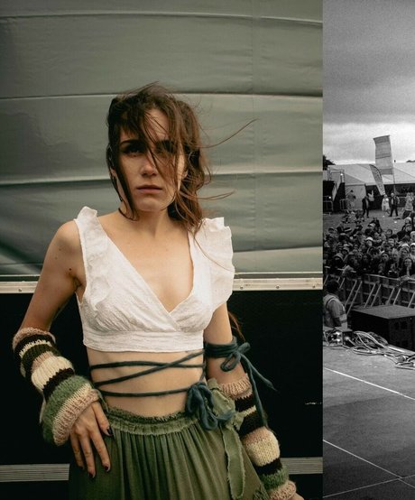 Dodie Clark pretty actress image