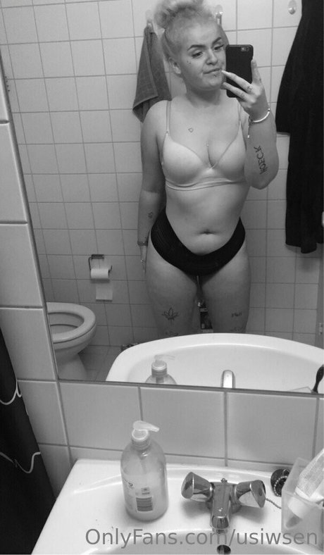 usiwsen model naked image