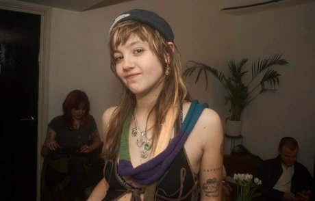 _femalien star adult gallery