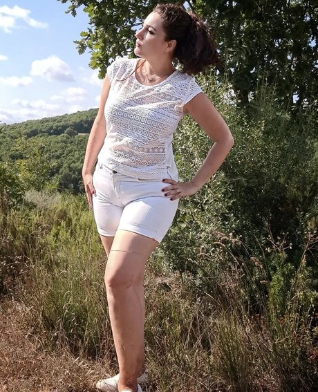 Aurora DawnBringer model beautiful photo