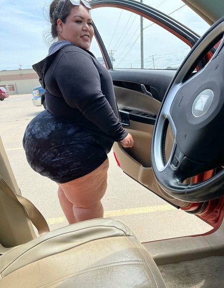 bigbootydee89 hd actress pics