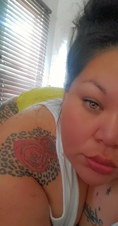 bigbootydee89 star pretty picture