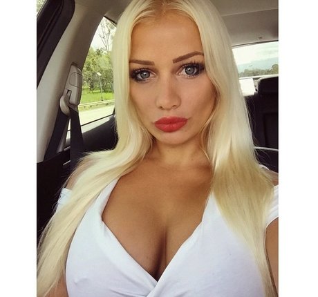 RosieVan model nude gallery