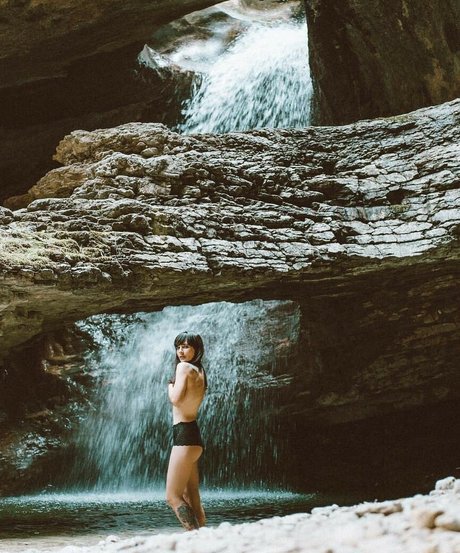 Danielle Noce exclusive model images