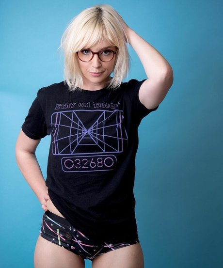 Emma Fyffe model top photo