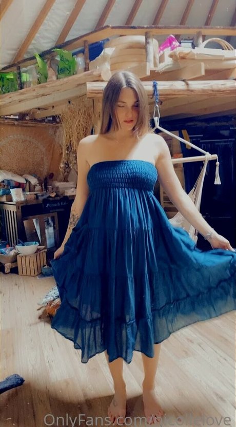 Holistic Nicole star nice pics