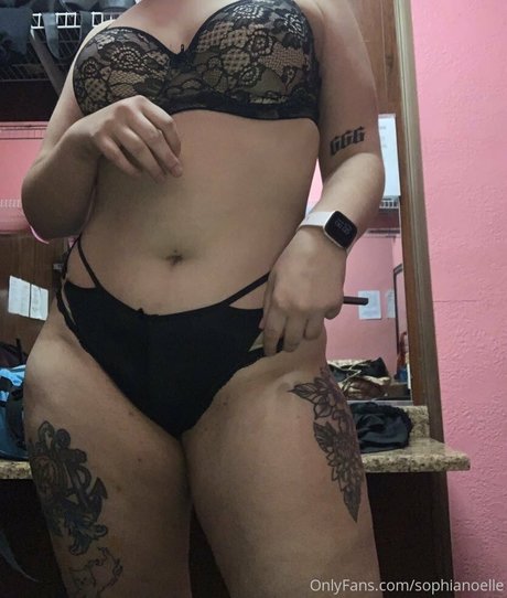 basilbabyy nudes model galleries