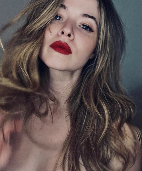 Sasha Pieterse adult model picture