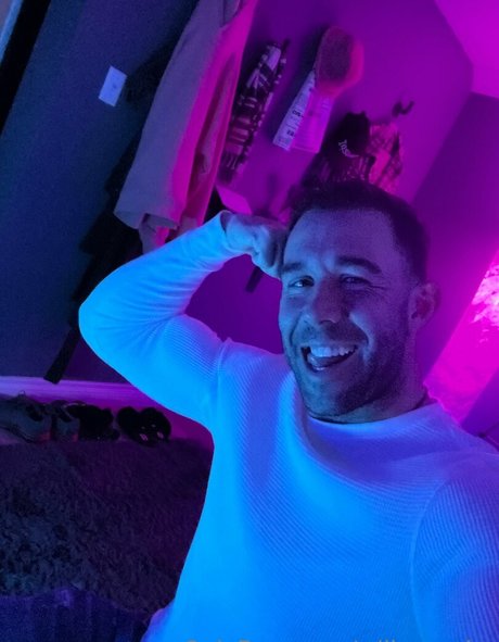 willpounder model hd pic