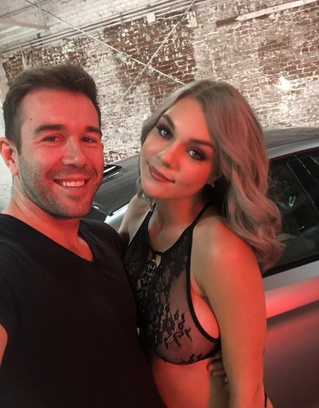 willpounder pornographic star galleries