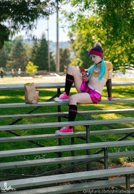 shiriallwood Profile pic