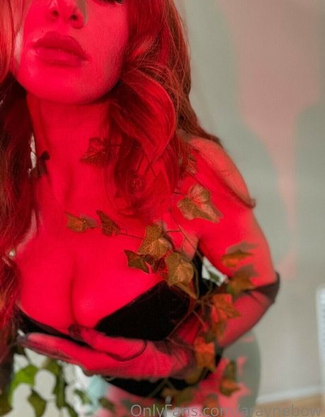 Amber Abweh nude model picture