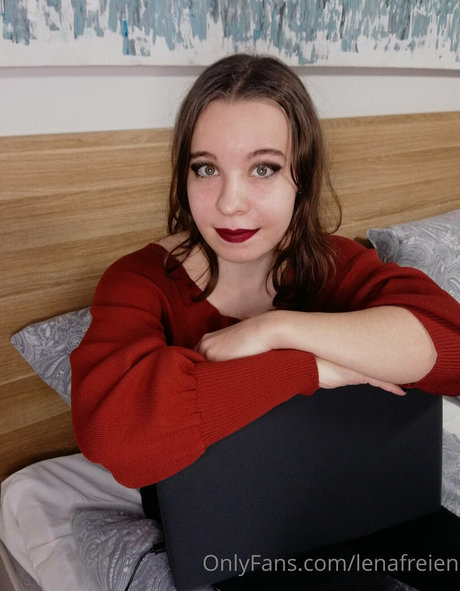 lenafreien exclusive star photo