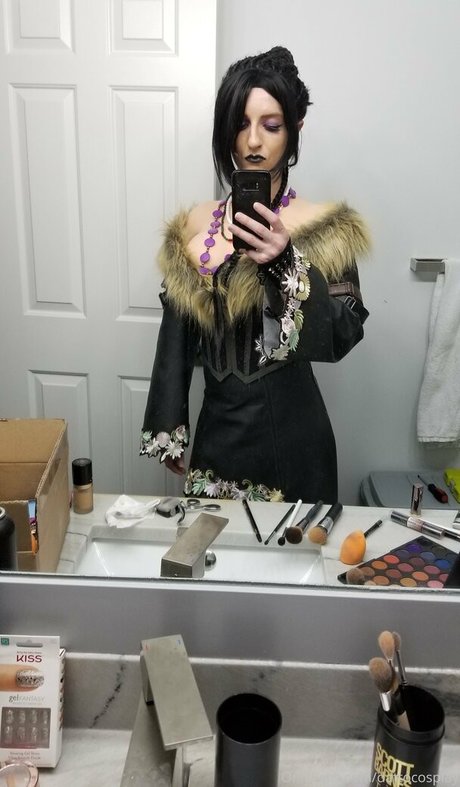 dattocosplay nude model picture