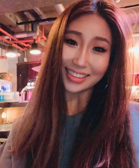 Jinnnyk free model pic