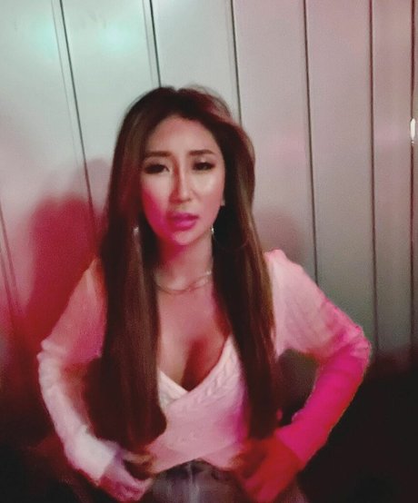 Jinnnyk high quality actress gallery