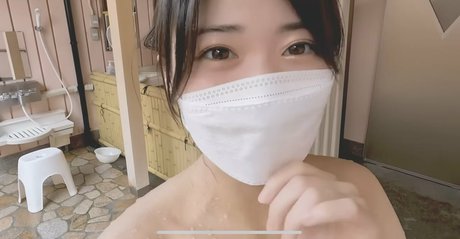 riri hotspring adult star images