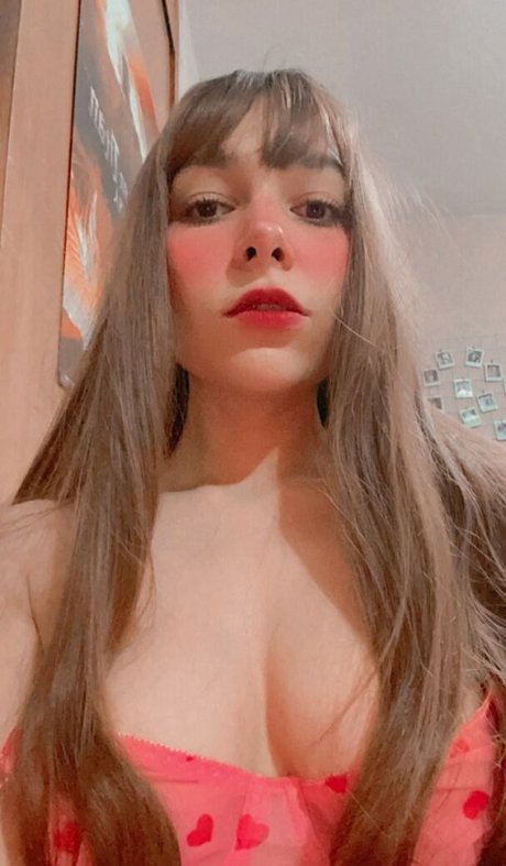 Andrea Uchiha sexy model img