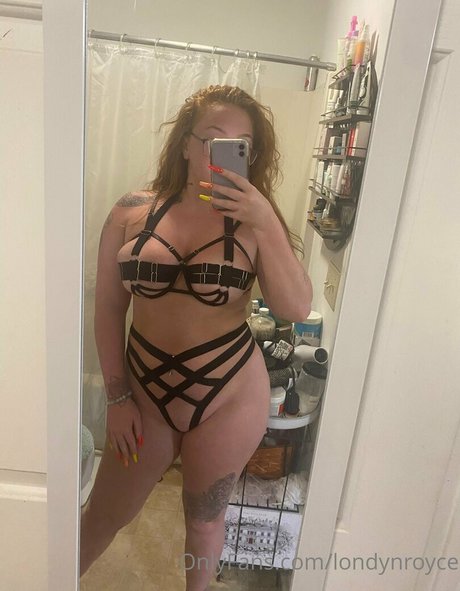 londynroyce nice model photo