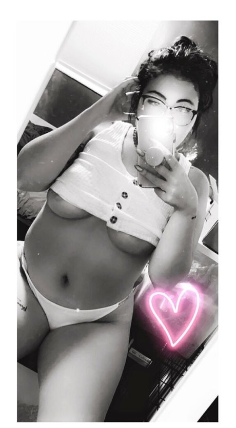 coralinebb Profile pic