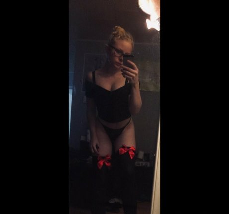 satansxxspawn exclusive actress photo