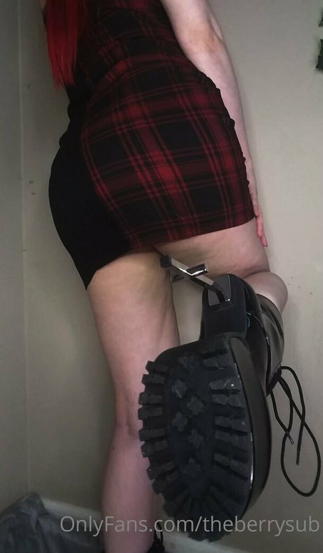 theberrysub model adult photo