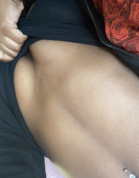 baezy exclusive actress pic