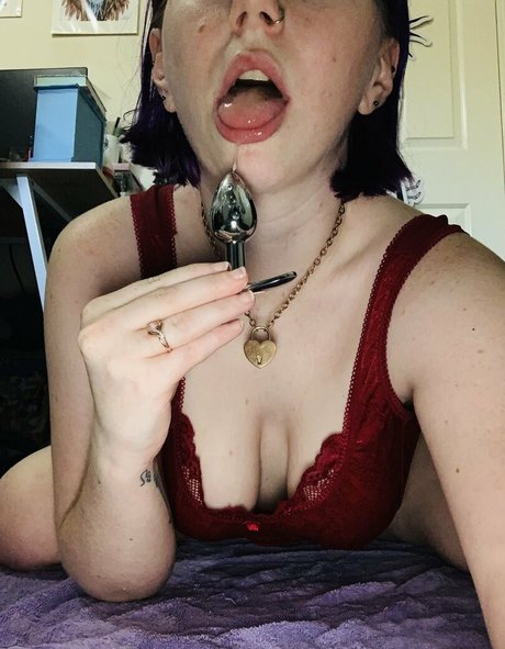 petiteivy pornstar sexy pics