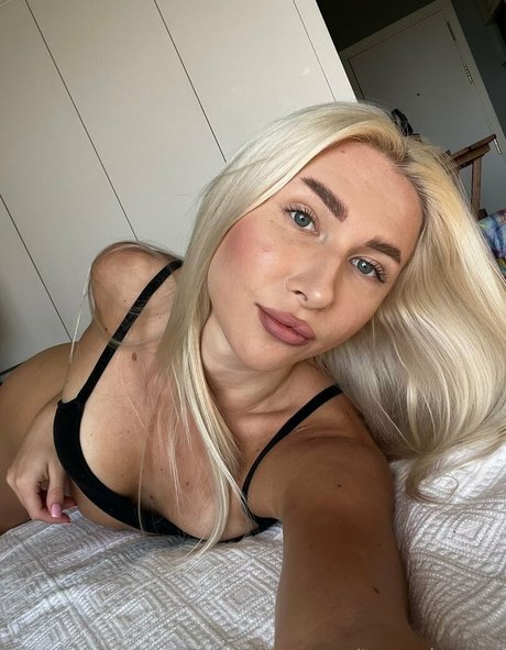 tanyahoney model hot gallery