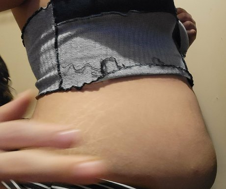 eveeeats exclusive pornstar img