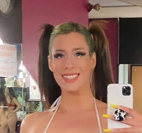 gothkaren star hot image