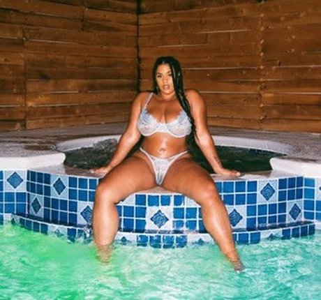 raquelsavage pornographic star picture