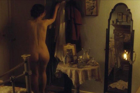 Emily Browning model xxx image