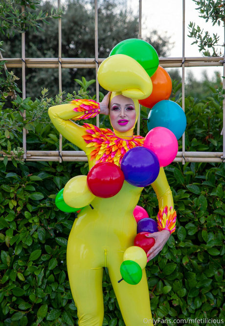 mfetilicious top model img