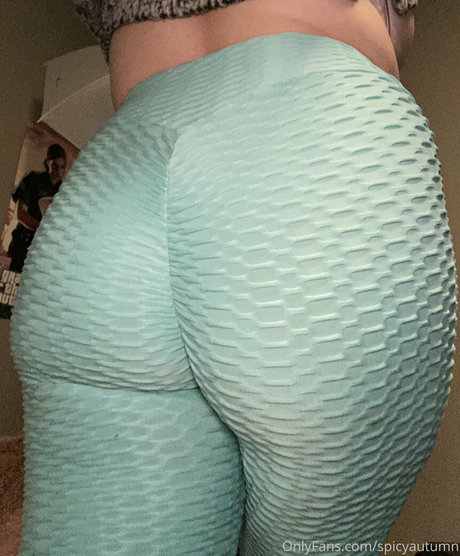 spicyautumn exclusive model images