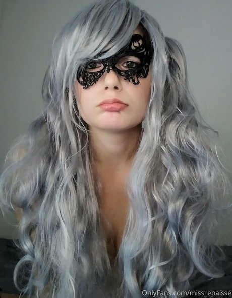 miss epaisse sexy actress picture