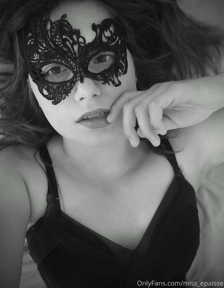 miss epaisse pornographic star picture