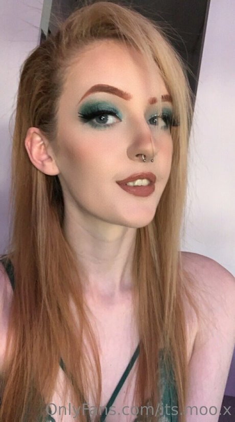 its moo x hot model archive