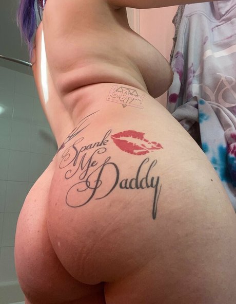 RoxxiDiamond nice pornstar pics